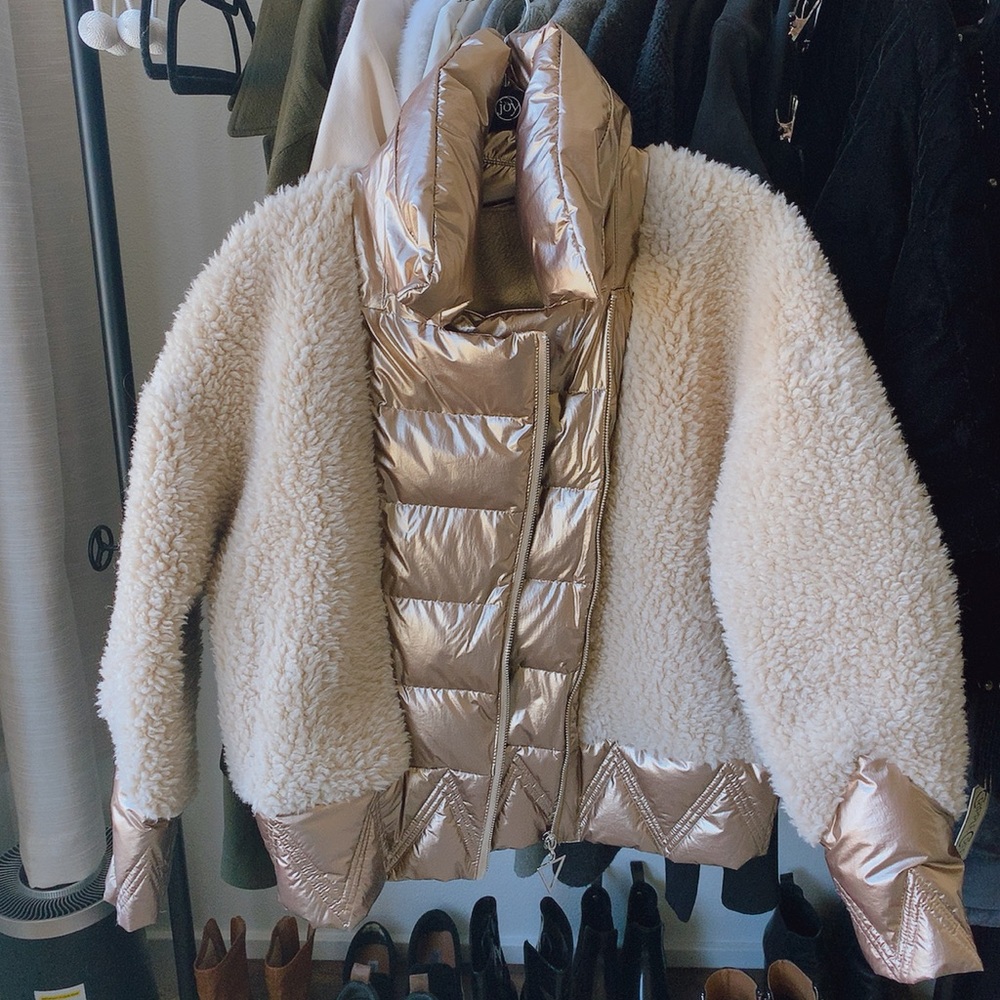 JNSQ sherpa jacket